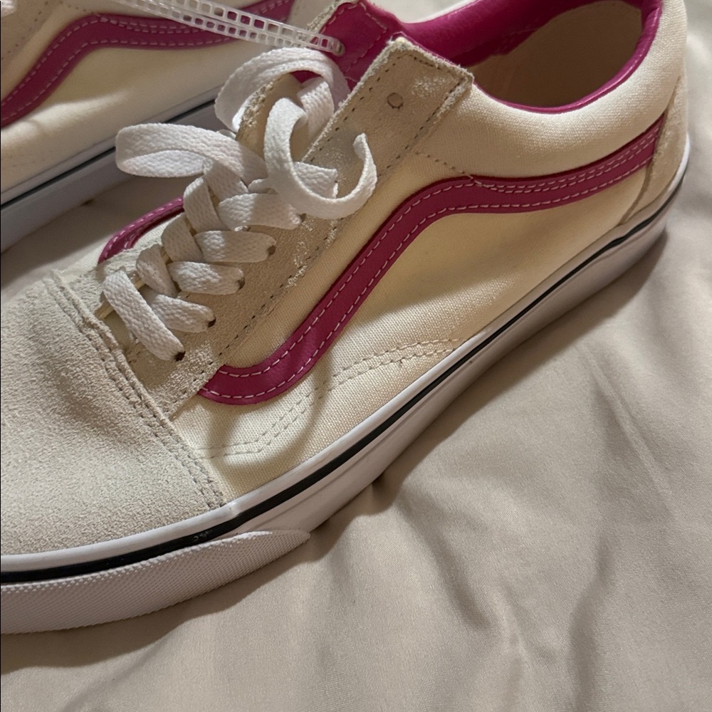 Van’s old skool - Picture 2 of 4